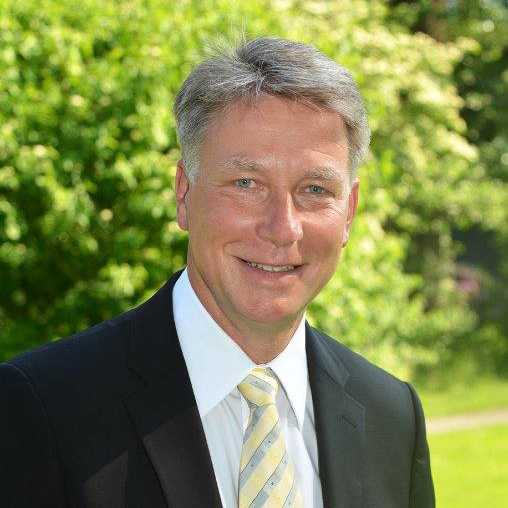  Torsten Strutz